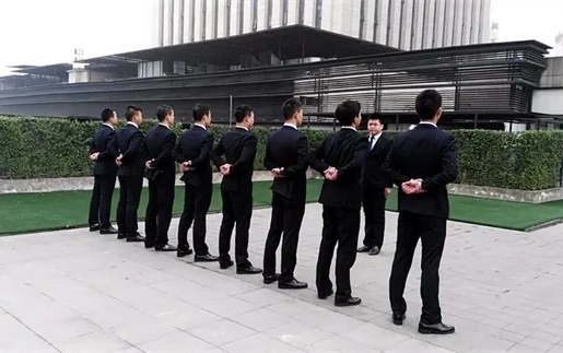 射洪揭秘：如何选择靠谱的收债公司？老司机给你支招